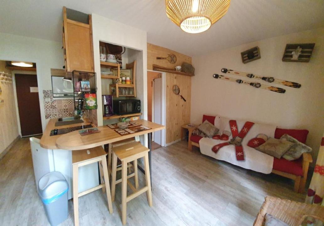 Apartamento T2 Centre Avec Jardinet Bagnères-de-Luchon Exterior foto